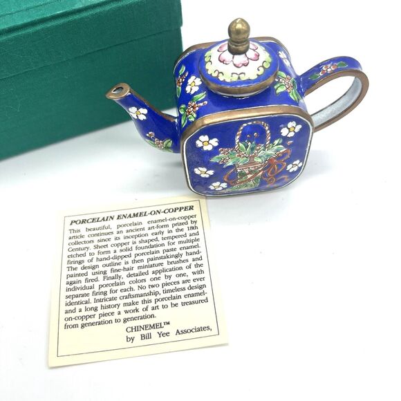Chinemel Miniature Teapot by Bill Yee Copper and Enamel Vintage W/Box - Picture 2 of 10